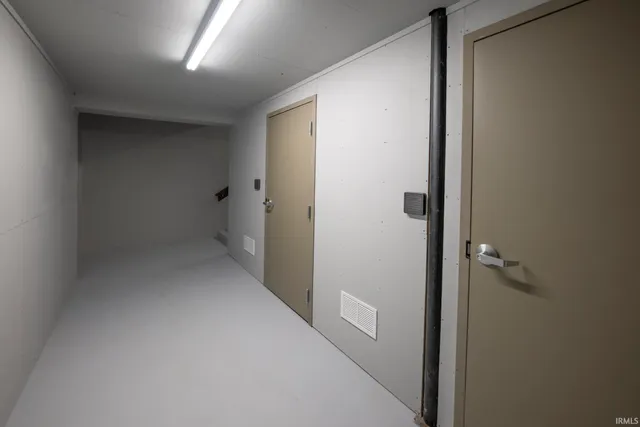 $1,700 | 823 Hart Street, Unit B, Vincennes, IN 47591