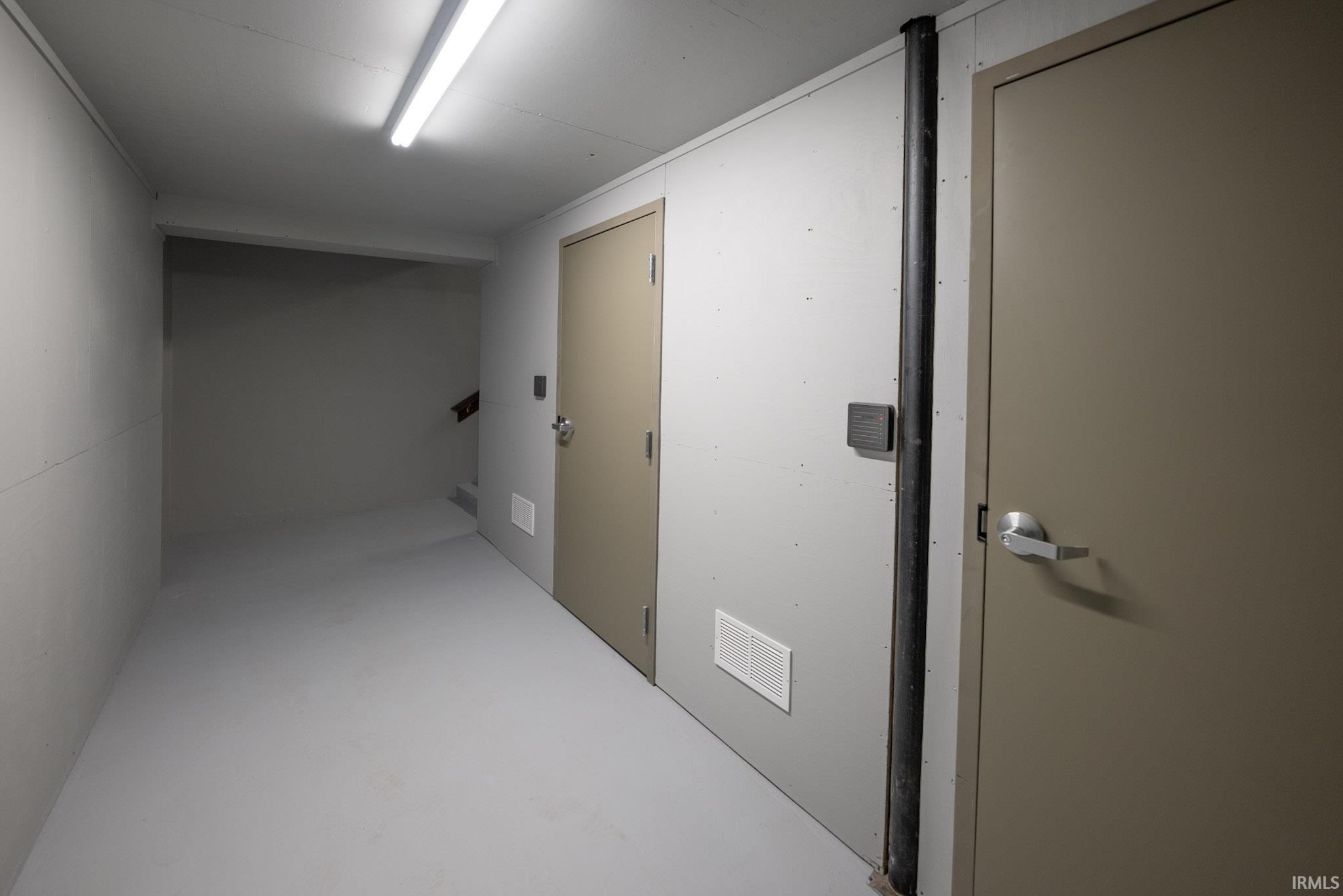 823 Hart Street, Unit B Vincennes, IN 47591 - Photo 30 of 32