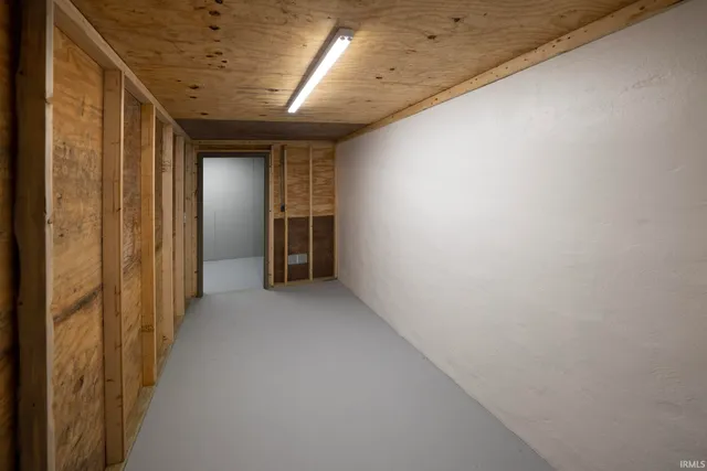 $1,700 | 823 Hart Street, Unit B, Vincennes, IN 47591