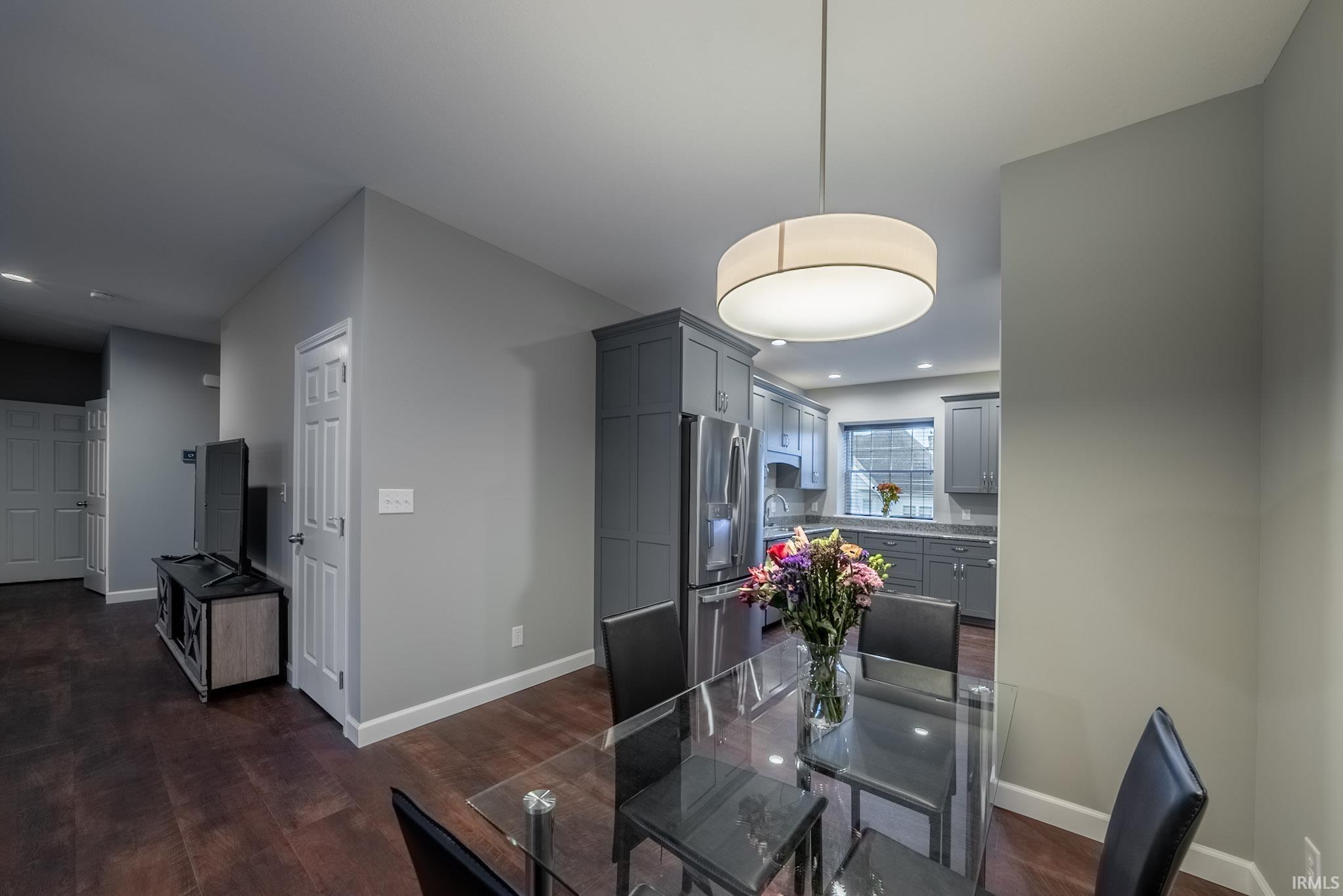 823 Hart Street, Unit B Vincennes, IN 47591 - Photo 5 of 32