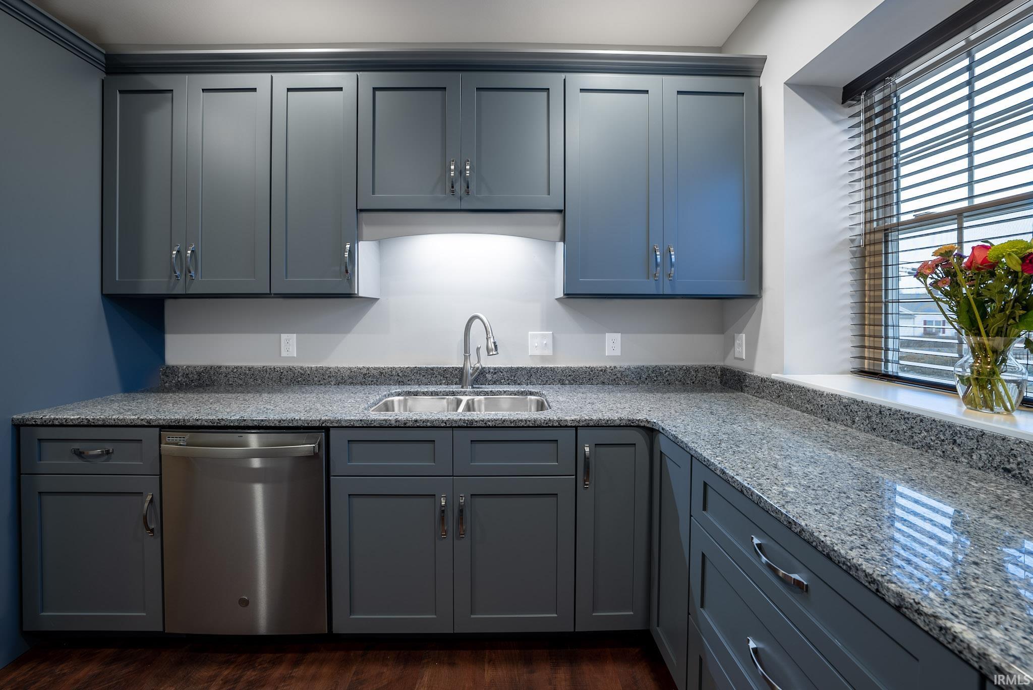 823 Hart Street, Unit B Vincennes, IN 47591 - Photo 10 of 32