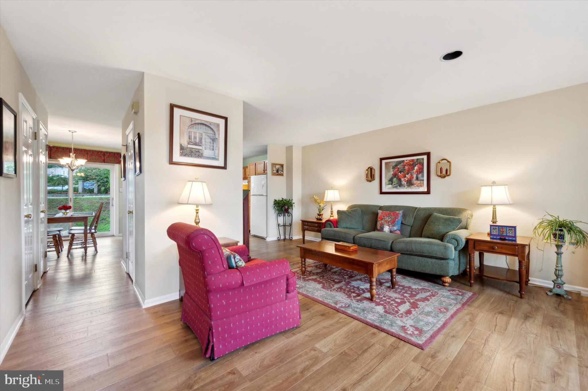 376 Scola Road Brookhaven, PA 19015 - Photo 4 of 25 Gallery Image 4