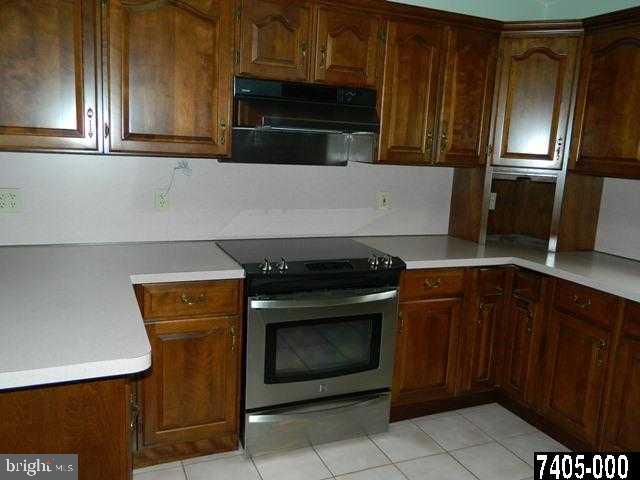 14054 Ridge Road Stewartstown, PA 17363 - Photo 5 of 36 Gallery Image 5