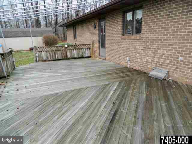14054 Ridge Road Stewartstown, PA 17363 - Photo 9 of 36 Gallery Image 9