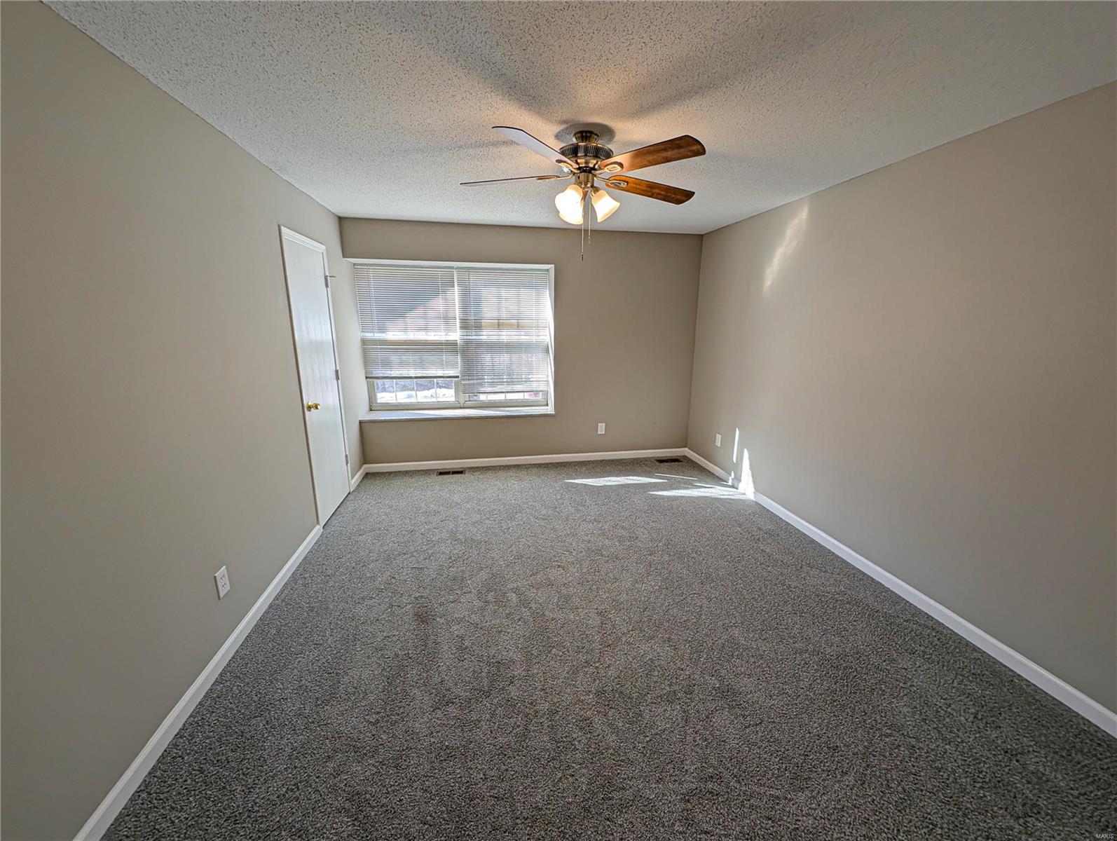 1330 Chapleton Drive St. Louis, MO 63135 - Photo 14 of 21