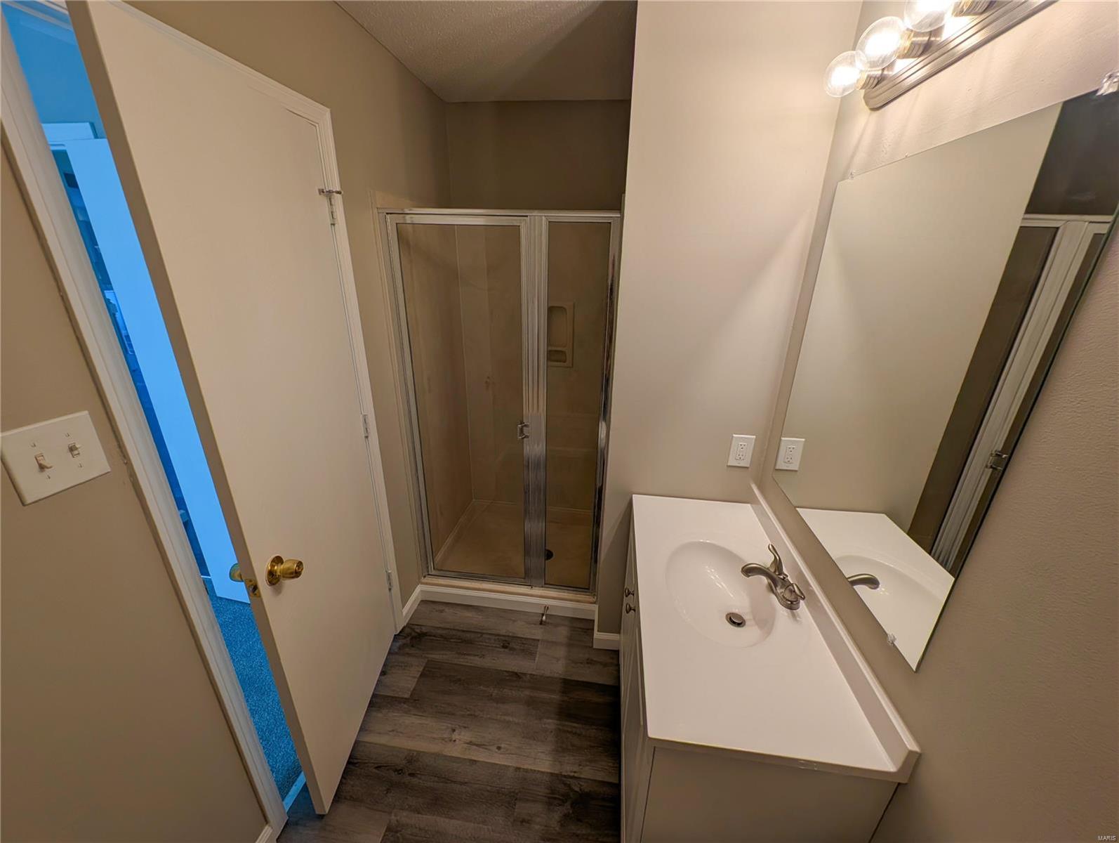 1330 Chapleton Drive St. Louis, MO 63135 - Photo 17 of 21