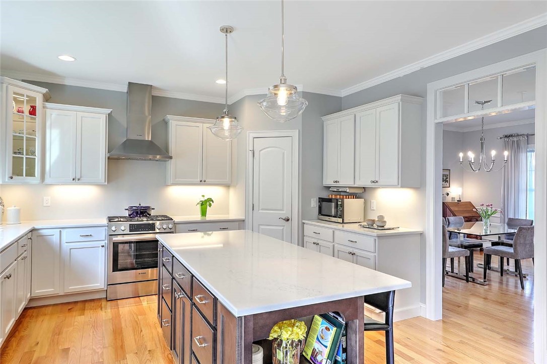 7 Kendal Court Cranston, RI 02921 - Photo 18 of 48 Kitchen