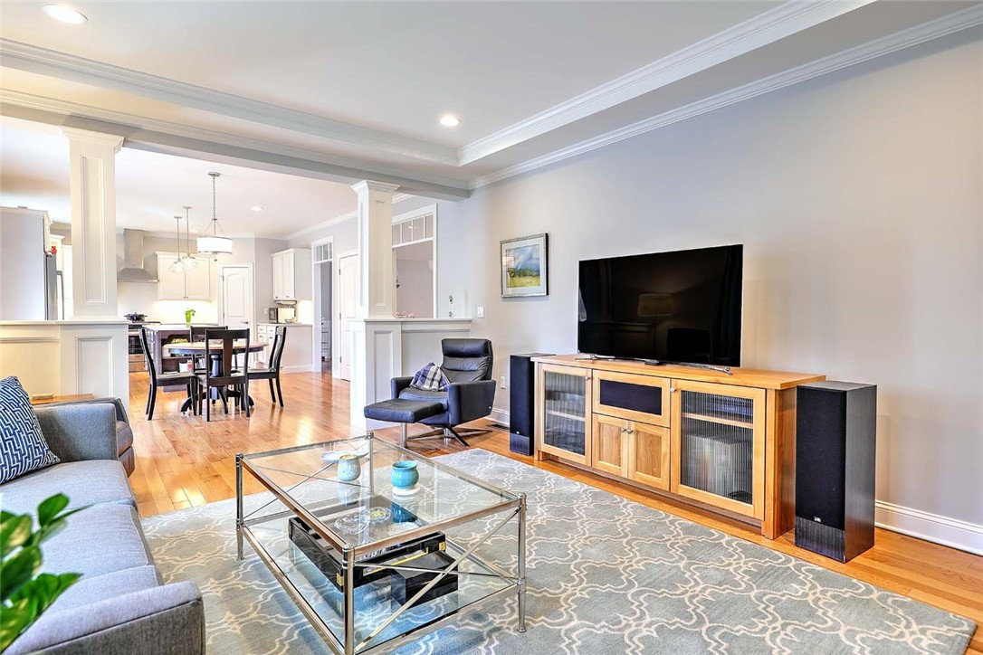 7 Kendal Court Cranston, RI 02921 - Photo 27 of 48 Family Room