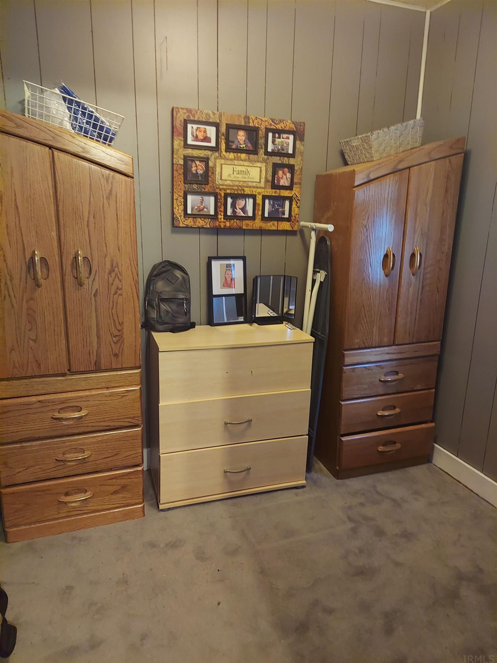 933 Walnut Street Decatur, IN 46733 - Photo 13 of 25