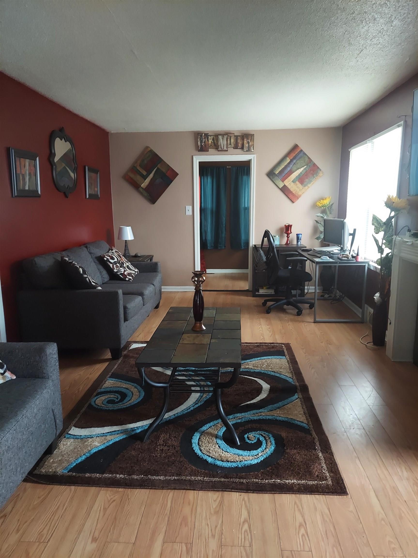 933 Walnut Street Decatur, IN 46733 - Photo 3 of 25