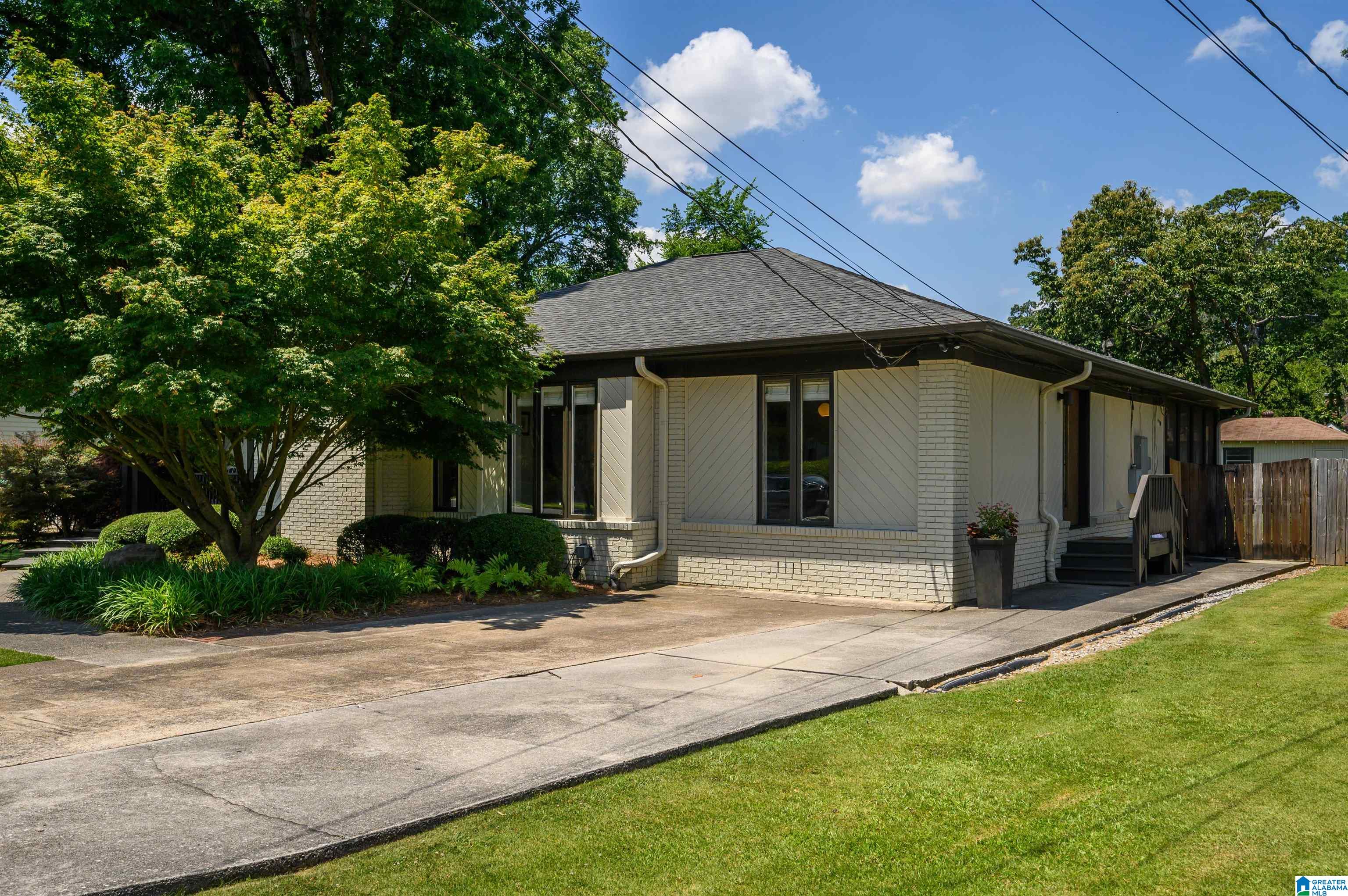 414 Edgewood Boulevard Birmingham, AL 35209 - Photo 3 of 42
