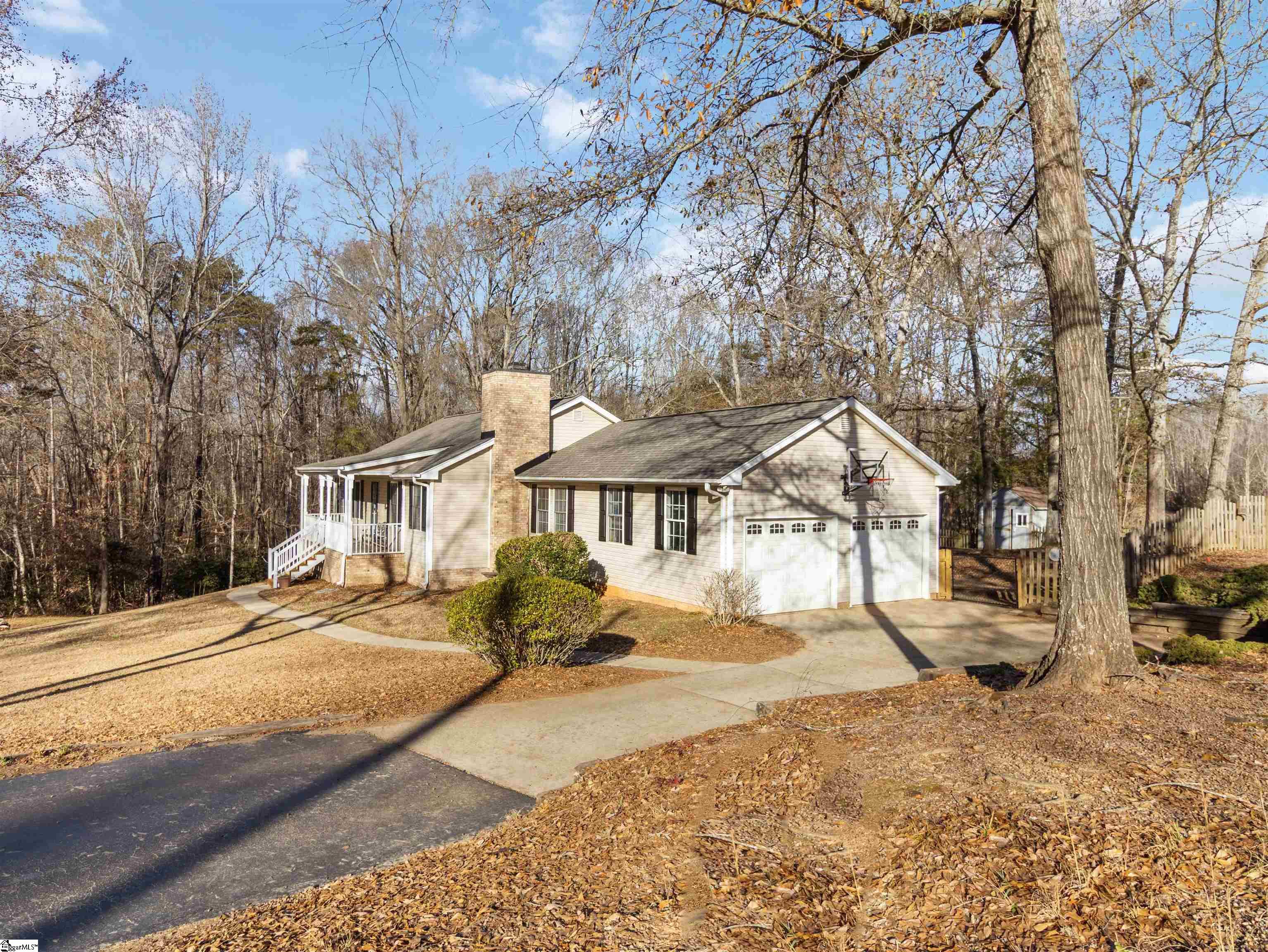 182 New Harrison Bridge Road Simpsonville, SC 29680 - Photo 5 of 50 Gallery Image 5