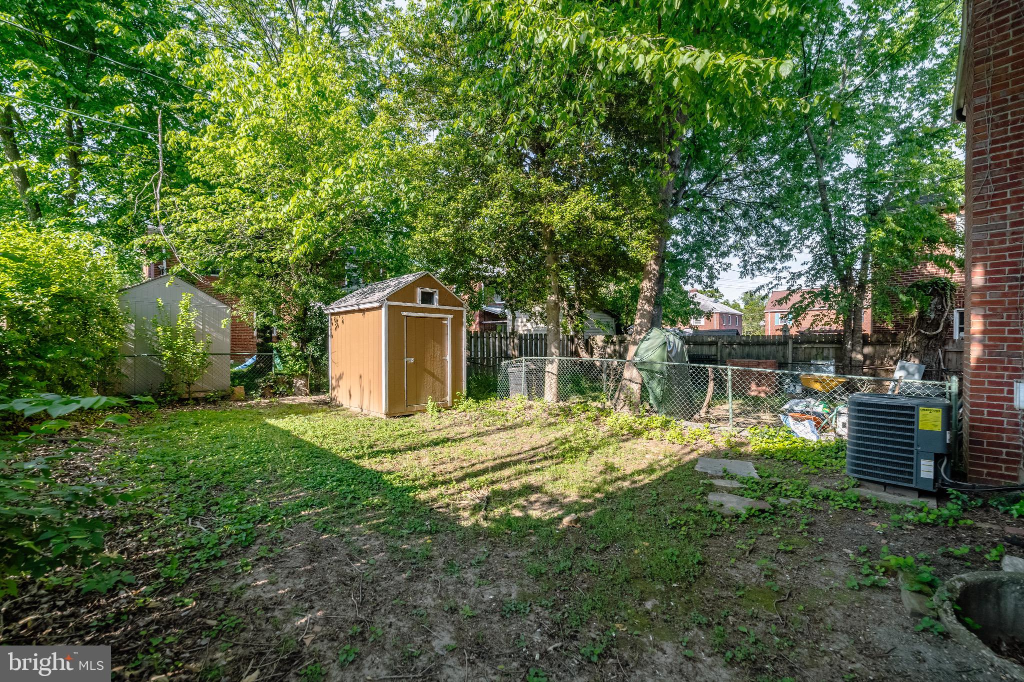 2011 20th Road North Arlington, VA 22201 - Photo 21 of 44