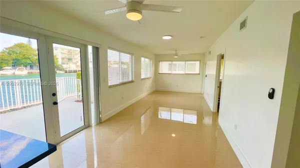 $3,500 | 8235 Crespi Boulevard, Unit 4, Miami Beach, FL 33141