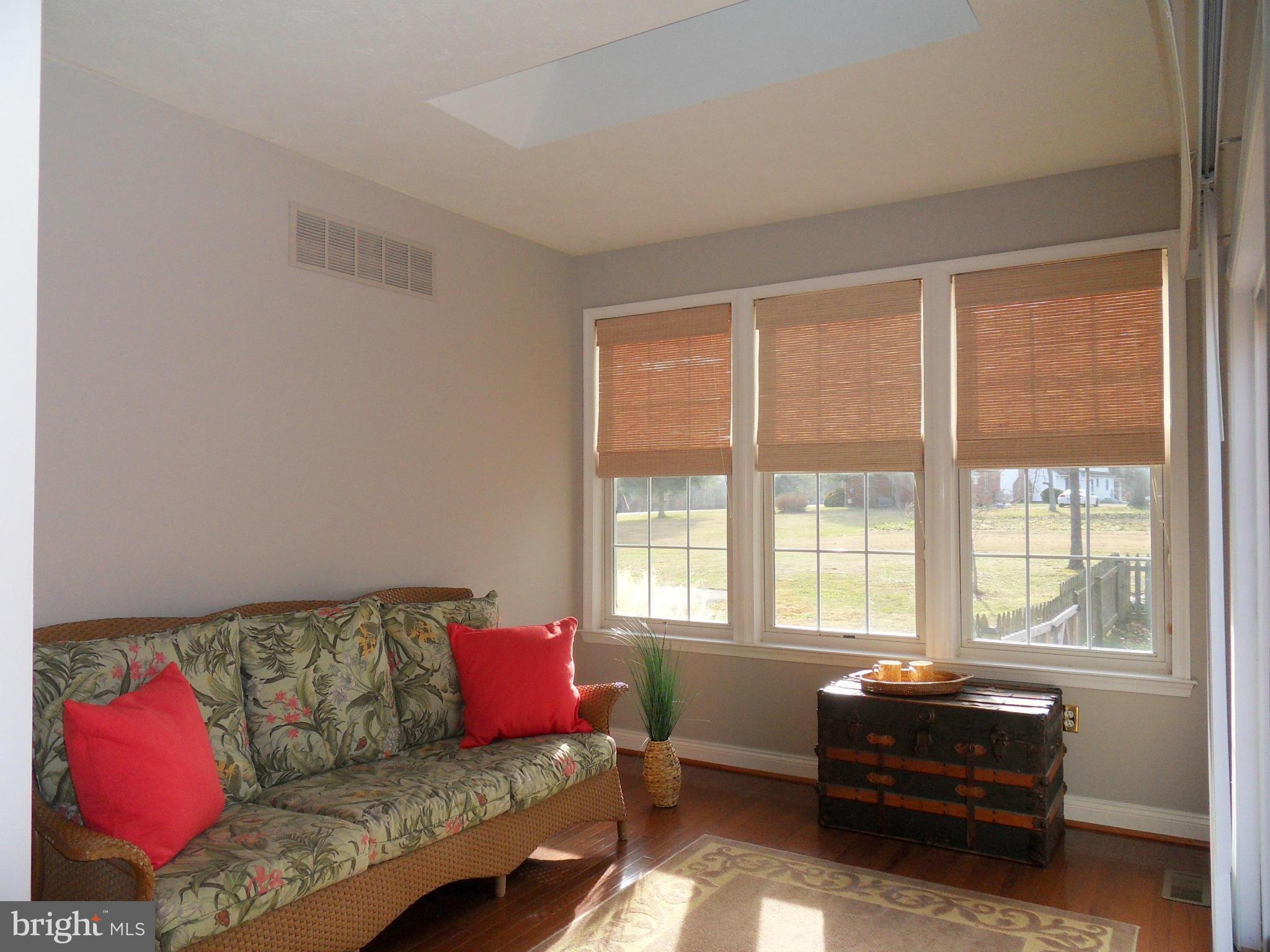 8775 Fairground Road Bel Alton, MD 20611 - Photo 9 of 30 Interior (General)