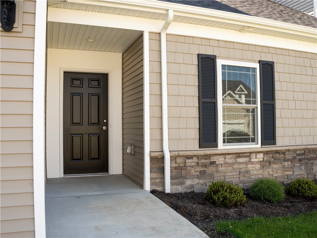 162 Seasons Trail Webster, NY 14580 - Photo 2 of 9 These town homes offer a no-step front entry from
