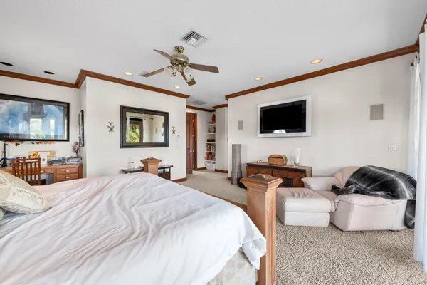 a view of a garage with stuff