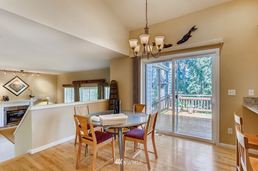 5729 148th Street Southwest Edmonds, WA 98026 - Photo 11 of 30 Gallery Image 11