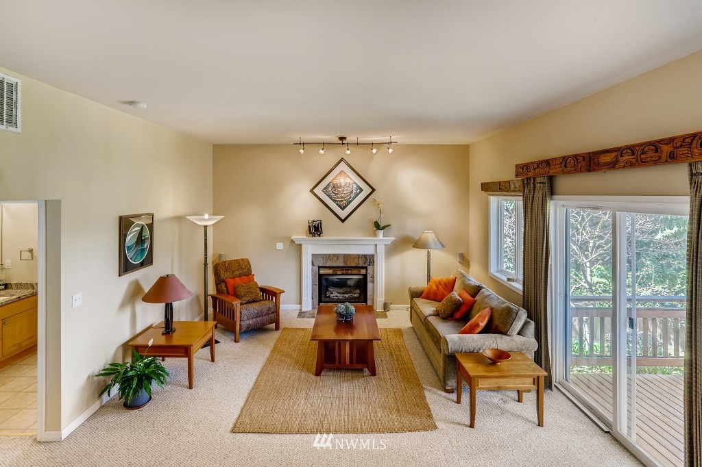 5729 148th Street Southwest Edmonds, WA 98026 - Photo 12 of 30 Gallery Image 12