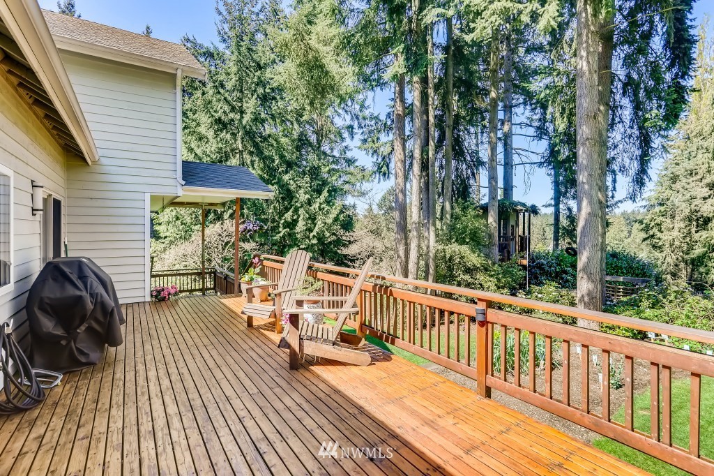 5729 148th Street Southwest Edmonds, WA 98026 - Photo 26 of 30 Gallery Image 26