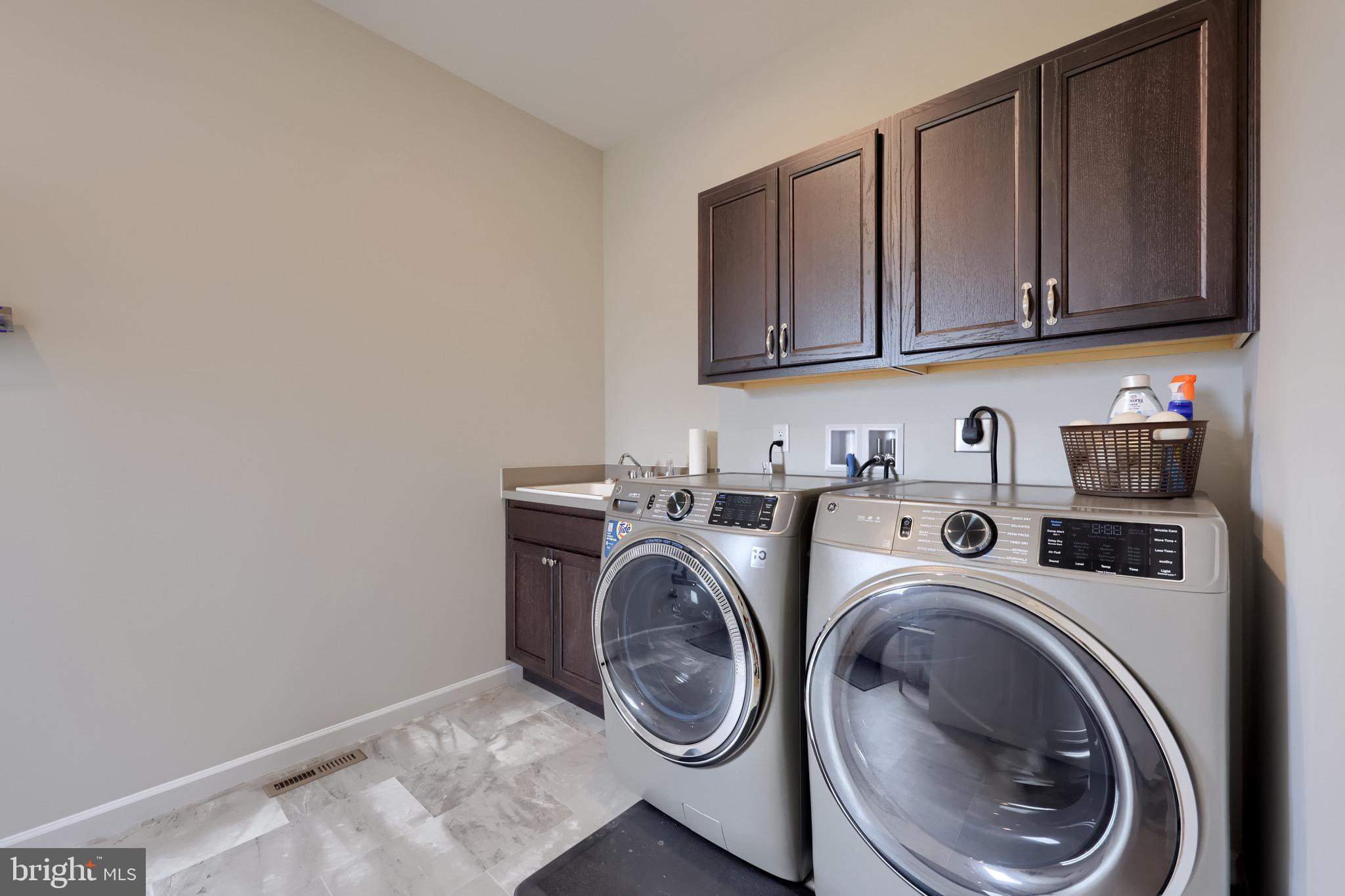 315 Goshawks Road Denver, PA 17517 - Photo 50 of 92 Laundry Room