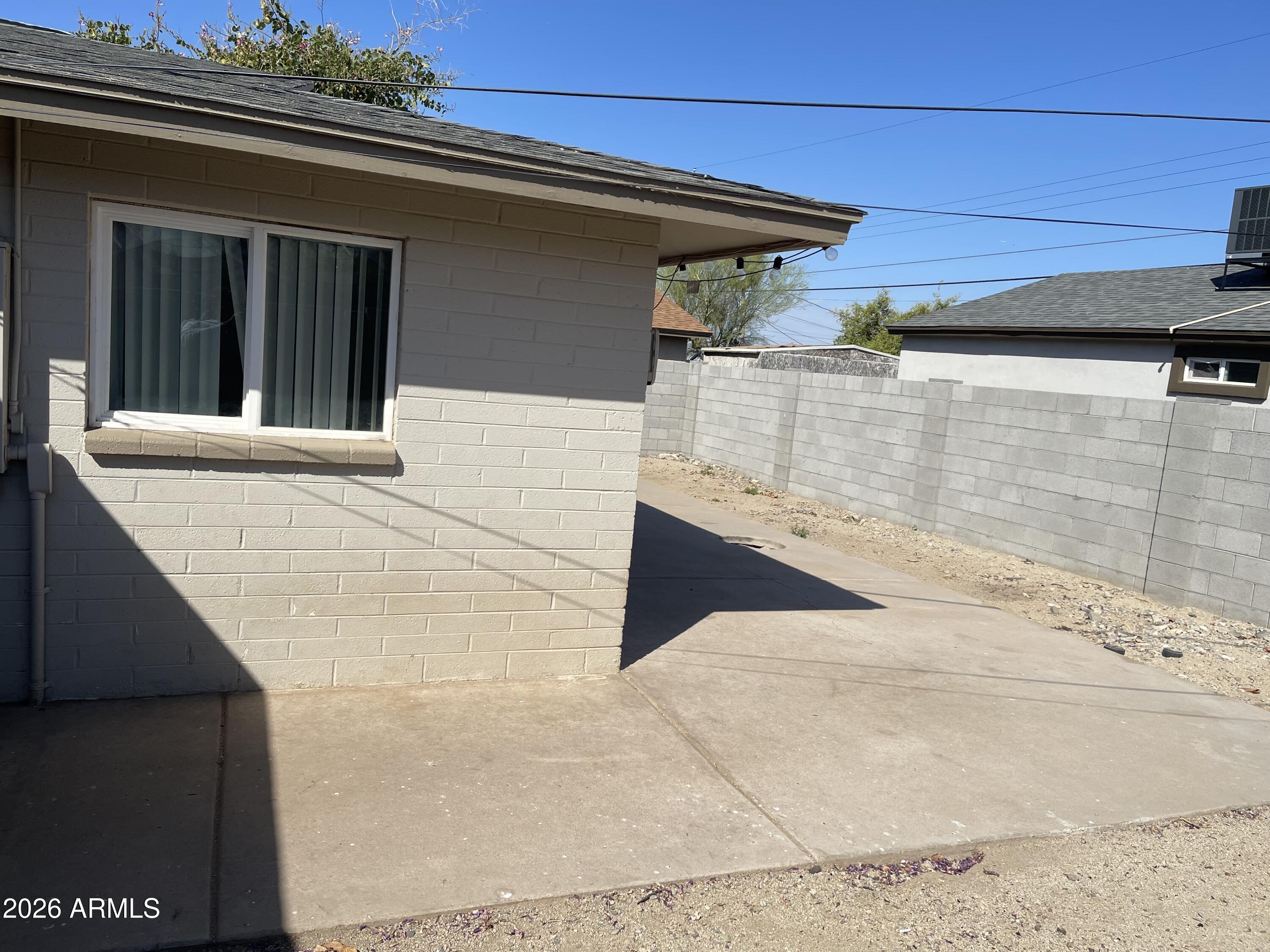 520 West McNeil Street Phoenix, AZ 85041 - Photo 14 of 18