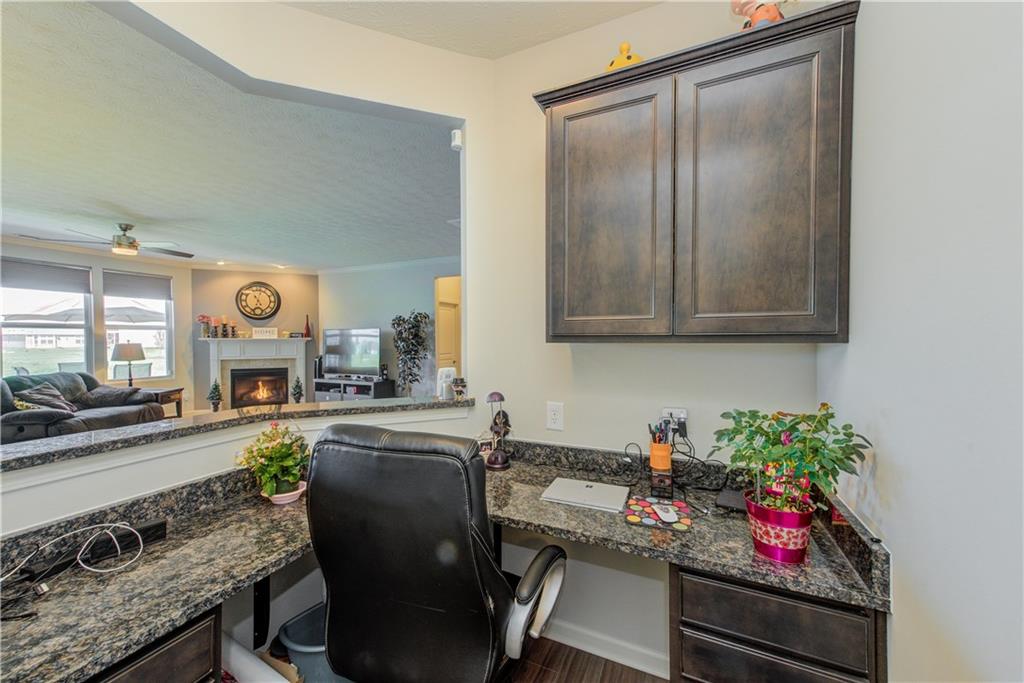 6526 Flat Ridge Lane Brownsburg, IN 46112 - Photo 11 of 30 Gallery Image 11