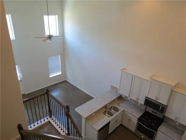 $2,250 | 2304 South Lakeline Boulevard, Unit 432, Cedar Park, TX 78613