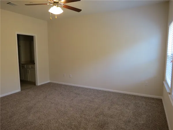 $2,250 | 2304 South Lakeline Boulevard, Unit 432, Cedar Park, TX 78613