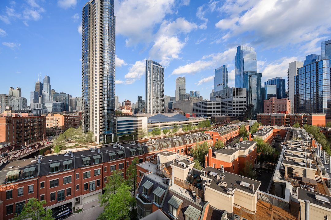 501 North Clinton Street, Unit 903 Chicago, IL 60654 - Photo 38 of 55