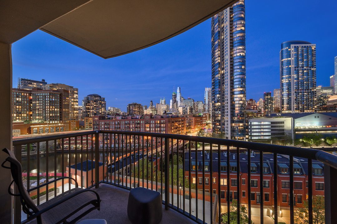 501 North Clinton Street, Unit 903 Chicago, IL 60654 - Photo 40 of 55
