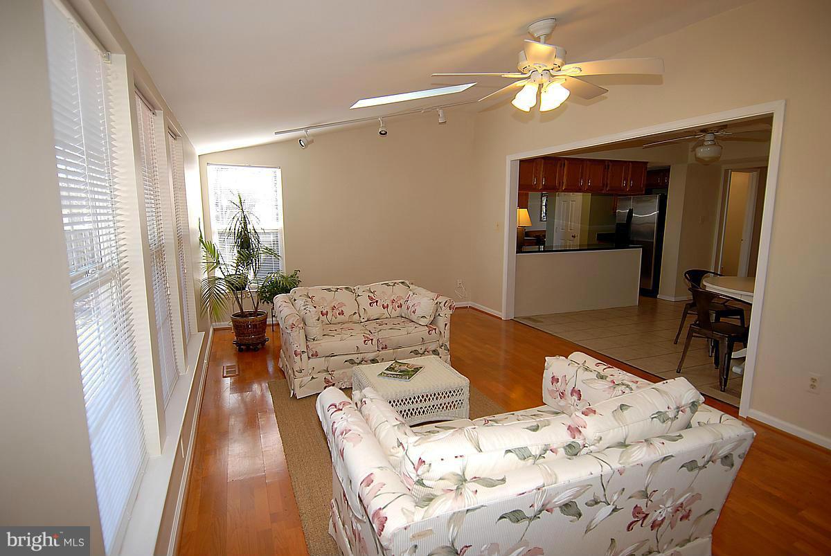 7609 Croydon Place Manassas, VA 20109 - Photo 14 of 30 Interior (General)