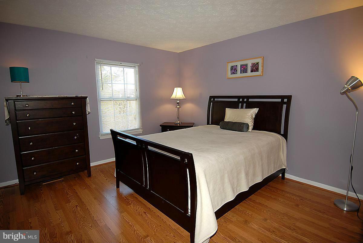 7609 Croydon Place Manassas, VA 20109 - Photo 17 of 30 Bedroom