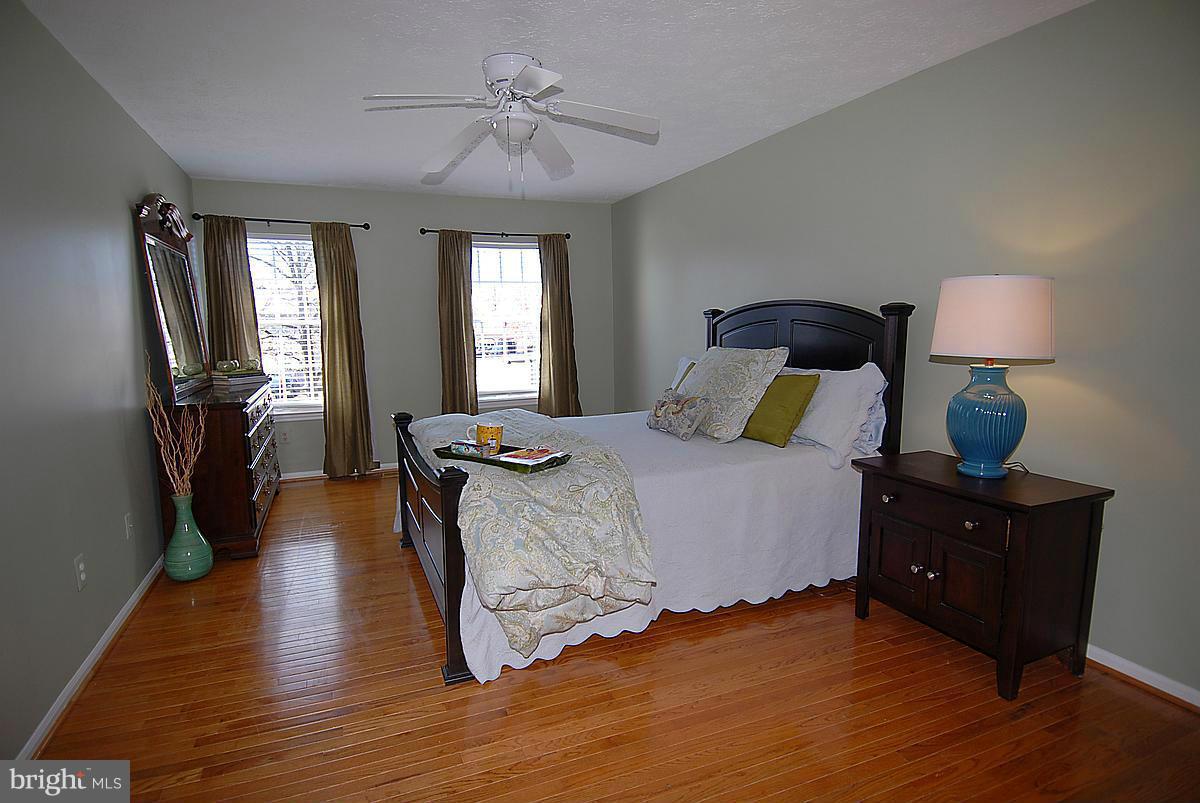 7609 Croydon Place Manassas, VA 20109 - Photo 19 of 30 Bedroom (Master)