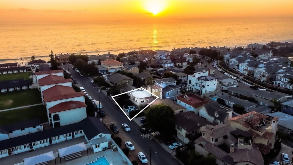240 Pacific Avenue Carlsbad, CA 92008 - Photo 2 of 27