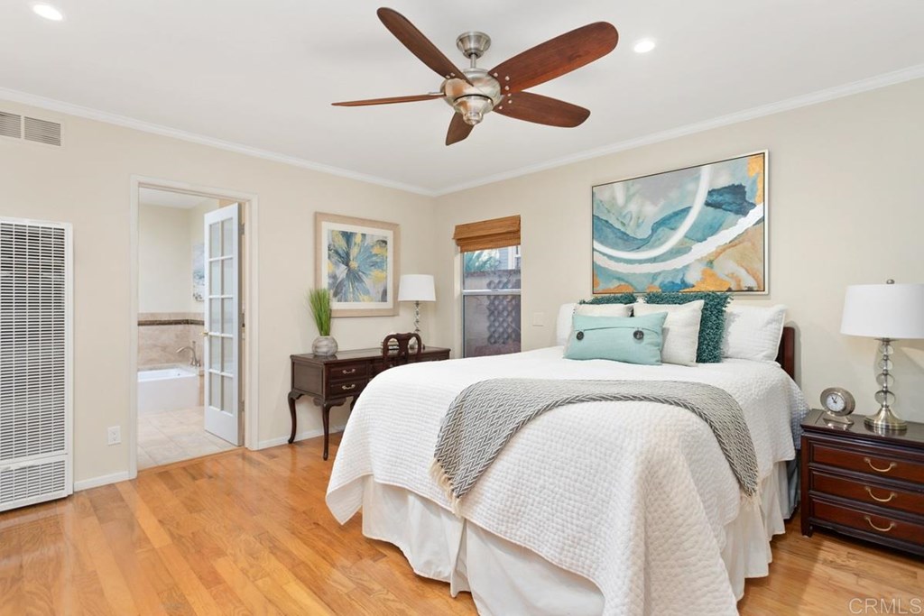 240 Pacific Avenue Carlsbad, CA 92008 - Photo 11 of 27