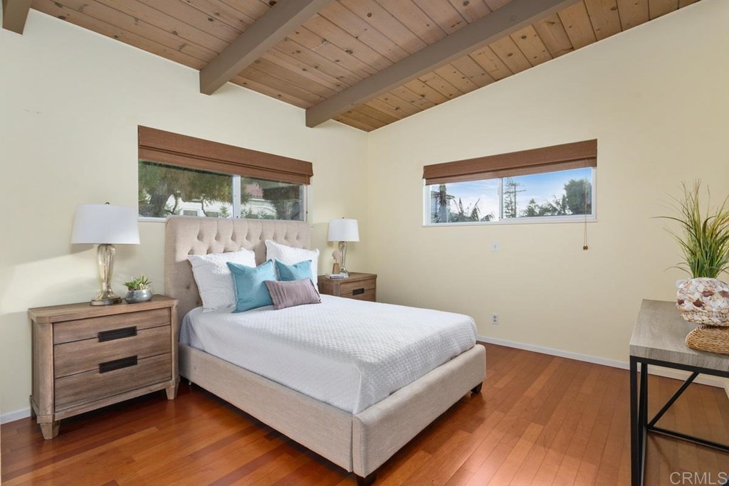 240 Pacific Avenue Carlsbad, CA 92008 - Photo 15 of 27