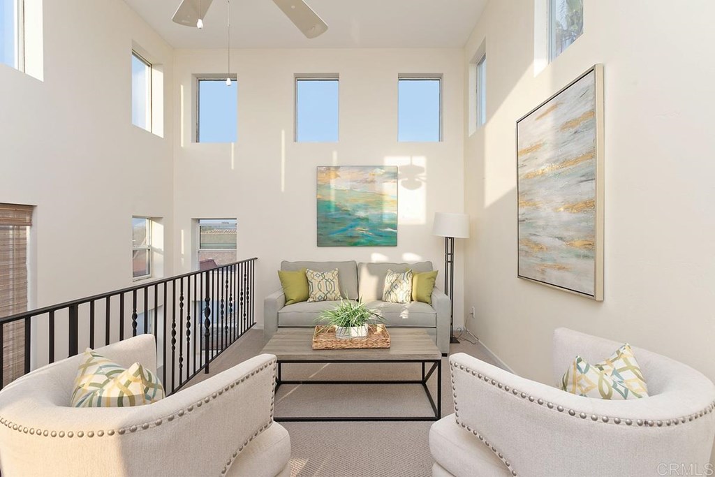 240 Pacific Avenue Carlsbad, CA 92008 - Photo 19 of 27