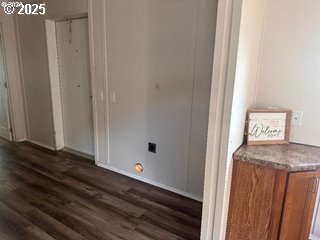 5000 Northeast Stephens Street, Unit 39 Roseburg, OR 97470 - Photo 3 of 9 a view of a closet area