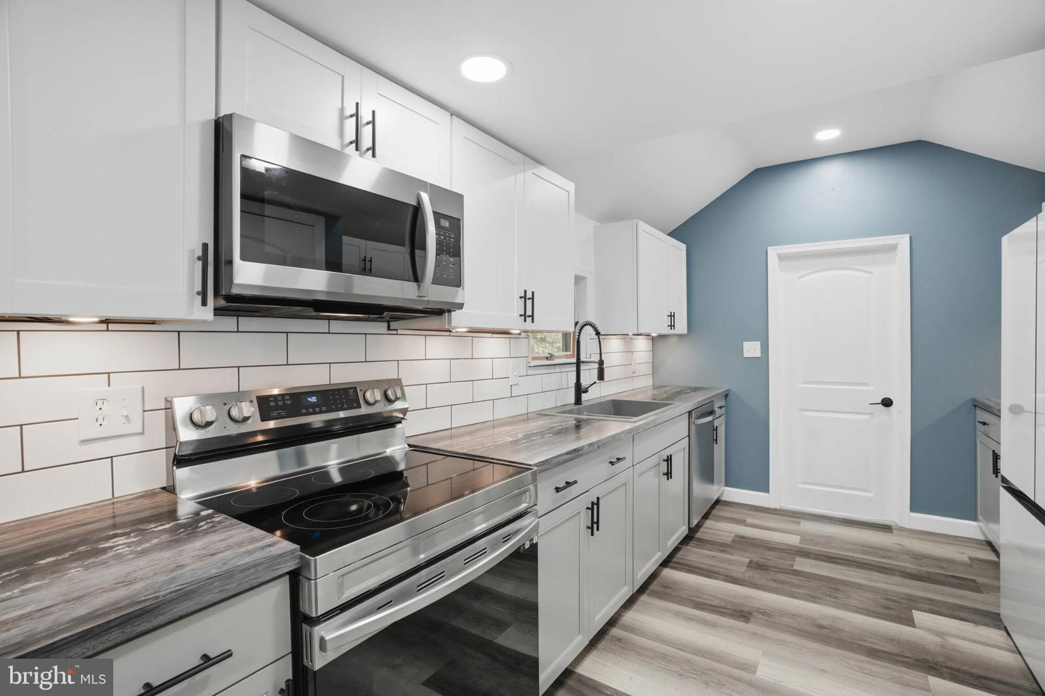 2405 Jerusalem Road Joppa, MD 21085 - Photo 9 of 23 Modern kitchen with sleek finishes.