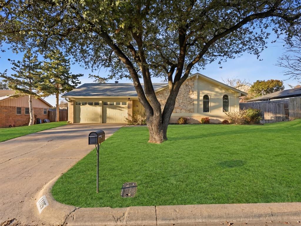 1105 Springdale Road Bedford, TX 76021 - Photo 2 of 40