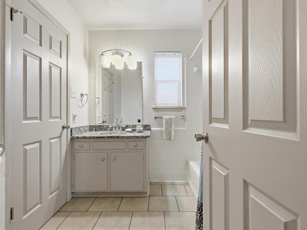 1105 Springdale Road Bedford, TX 76021 - Photo 24 of 40