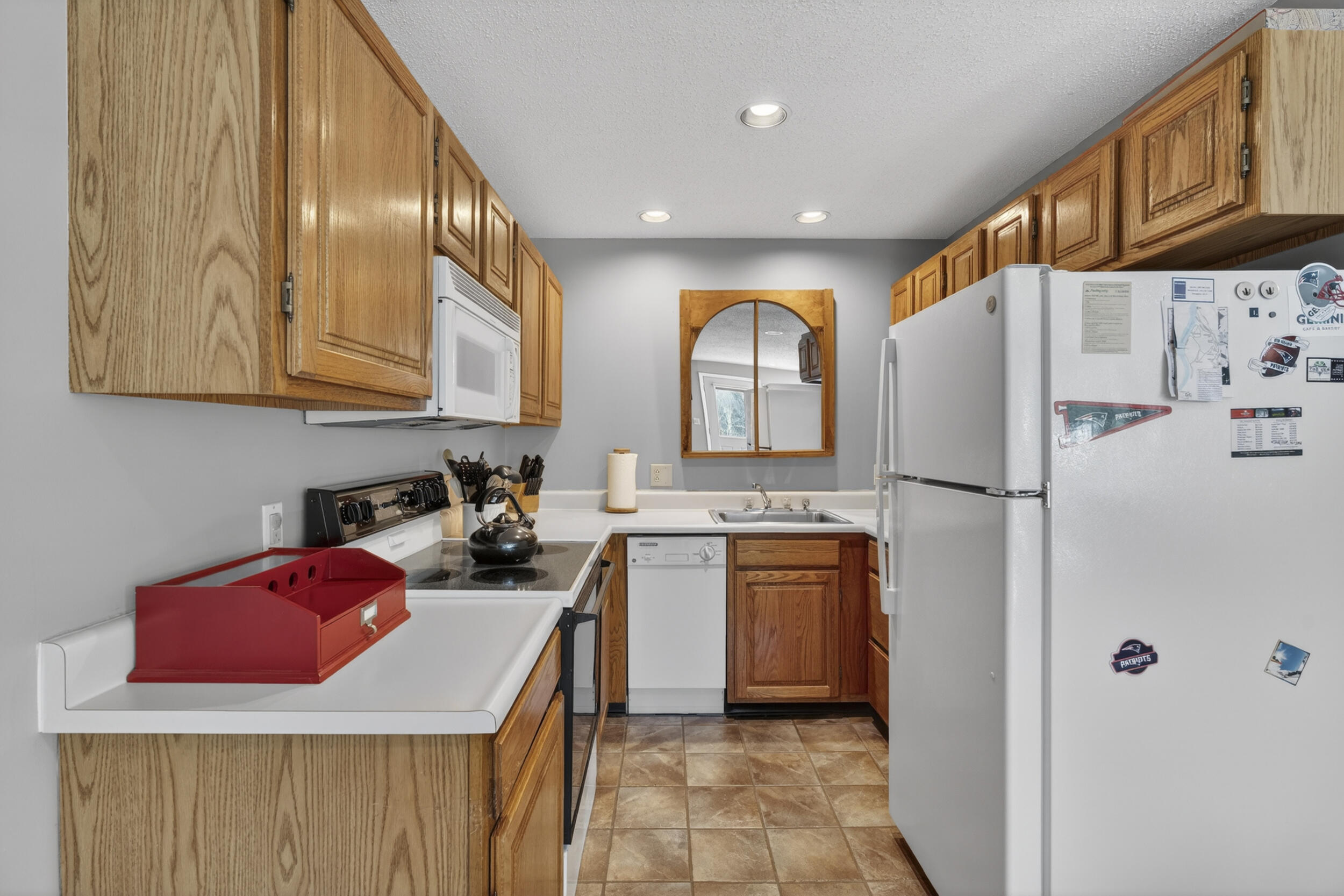 10 Brookside Drive, Unit 1B308 Newry, ME 04261 - Photo 7 of 27 8_10brooksideunit1b-308-3