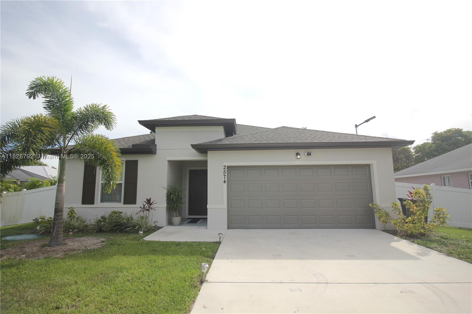 2574 Southwest Cameo Blvd  