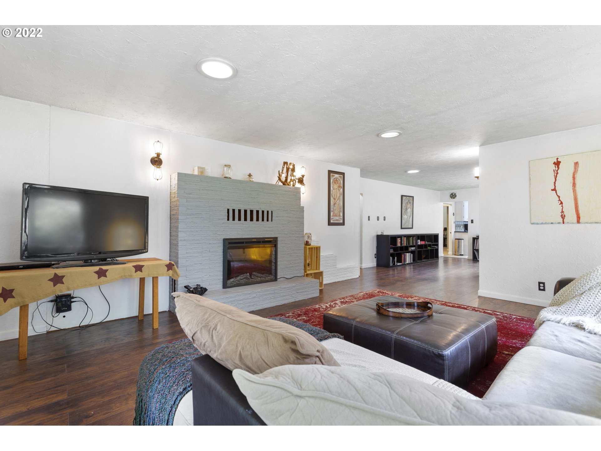 28129 Chapman Road Scappoose, OR 97056 - Photo 11 of 32 Gallery Image 11