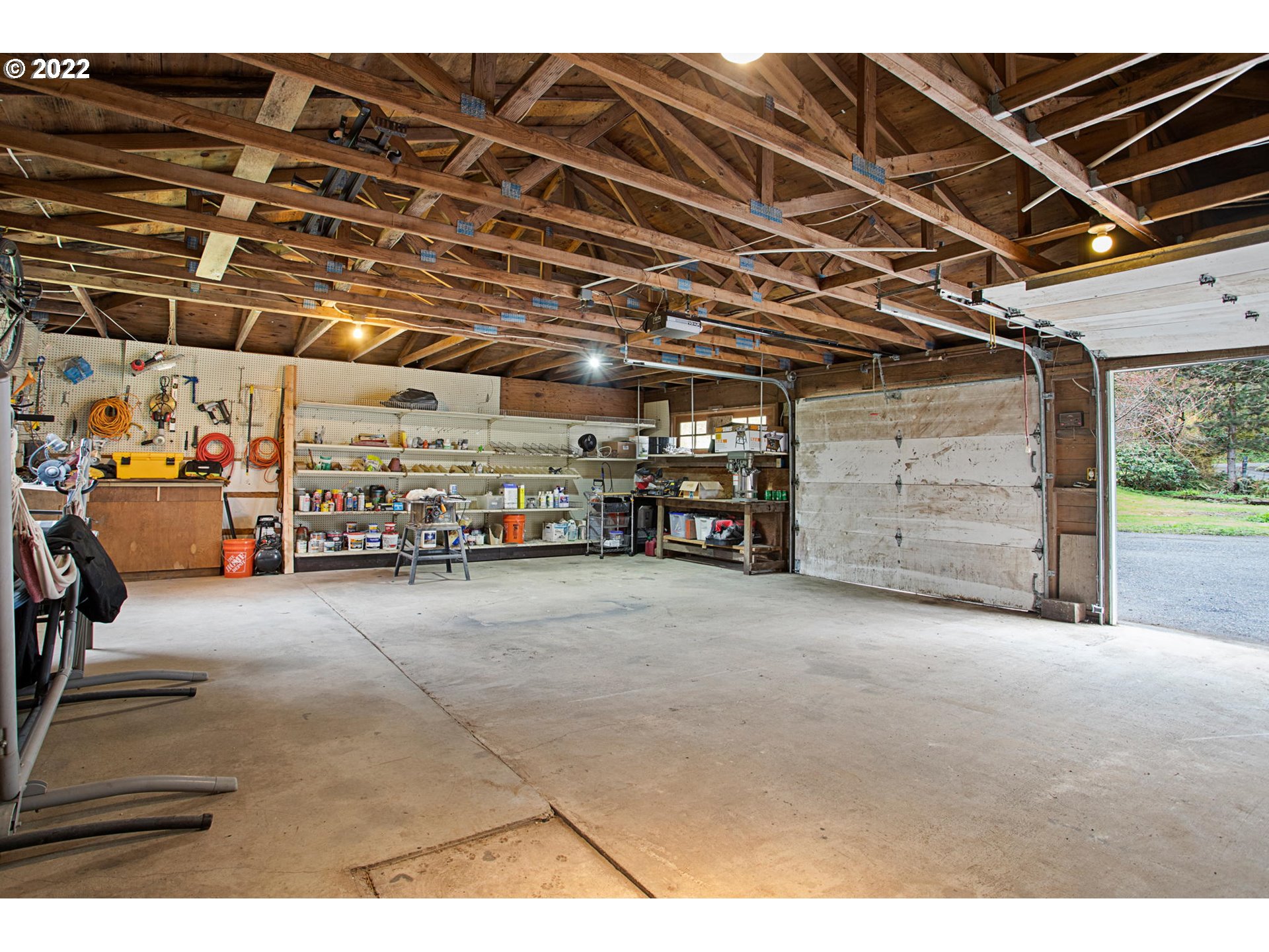 28129 Chapman Road Scappoose, OR 97056 - Photo 29 of 32 Gallery Image 29