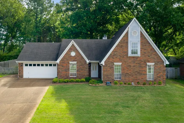 $349,000 | 3498 Angelin Drive, Bartlett, TN 38135