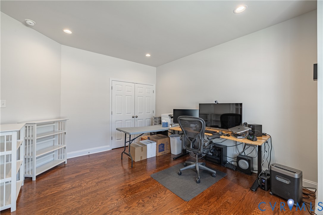 6929 Dunton Road Chesterfield, VA 23832 - Photo 18 of 28 1st floor bedroom/ office w/ Closet