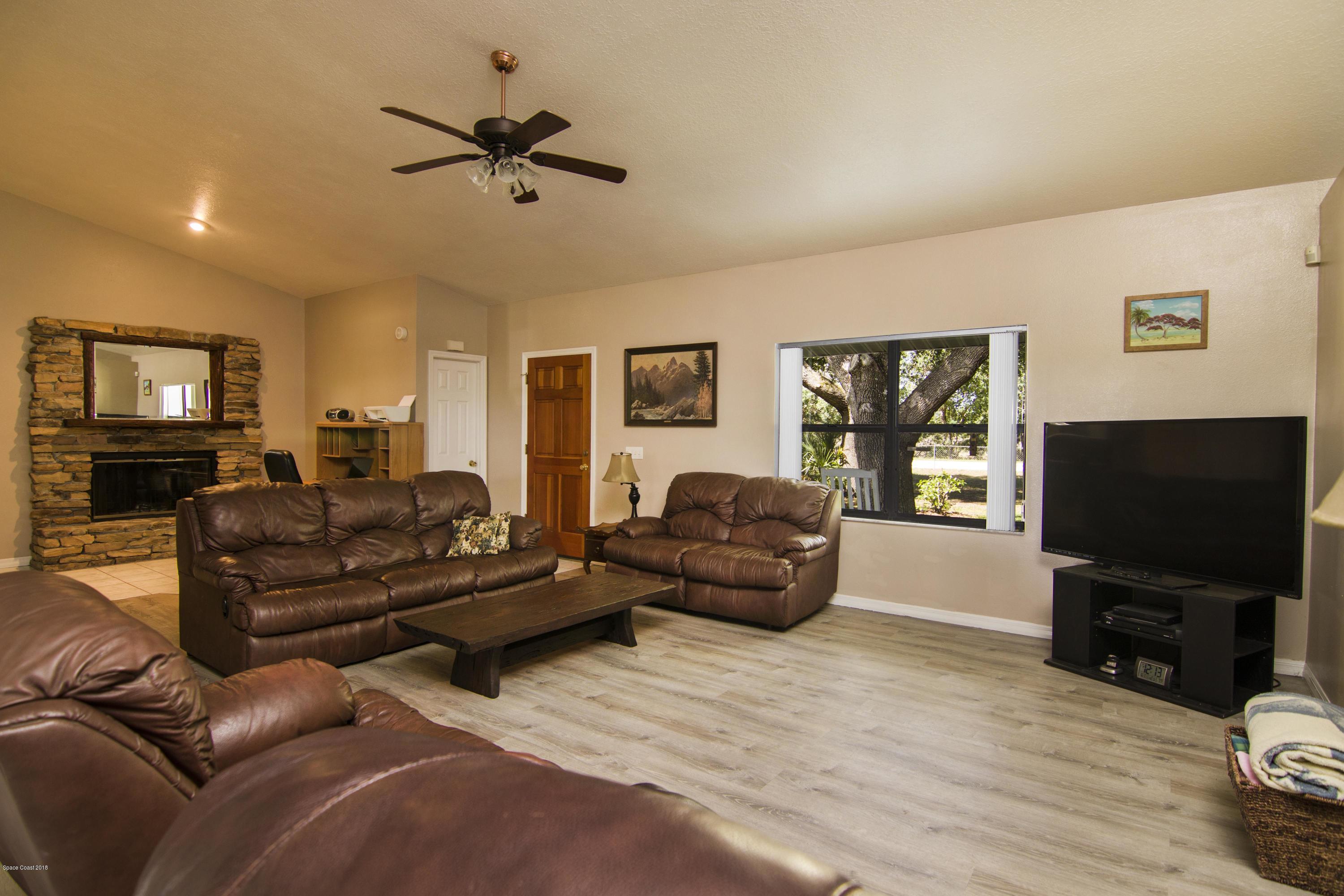 1643 Ford Road Mims, FL 32754 - Photo 3 of 35 IMG_7848