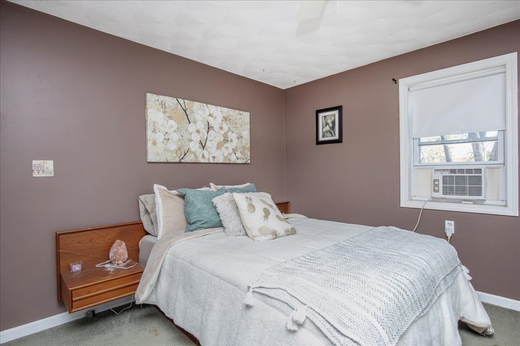 33 Coolidge Road Danvers, MA 01923 - Photo 21 of 28 Gallery Image 21